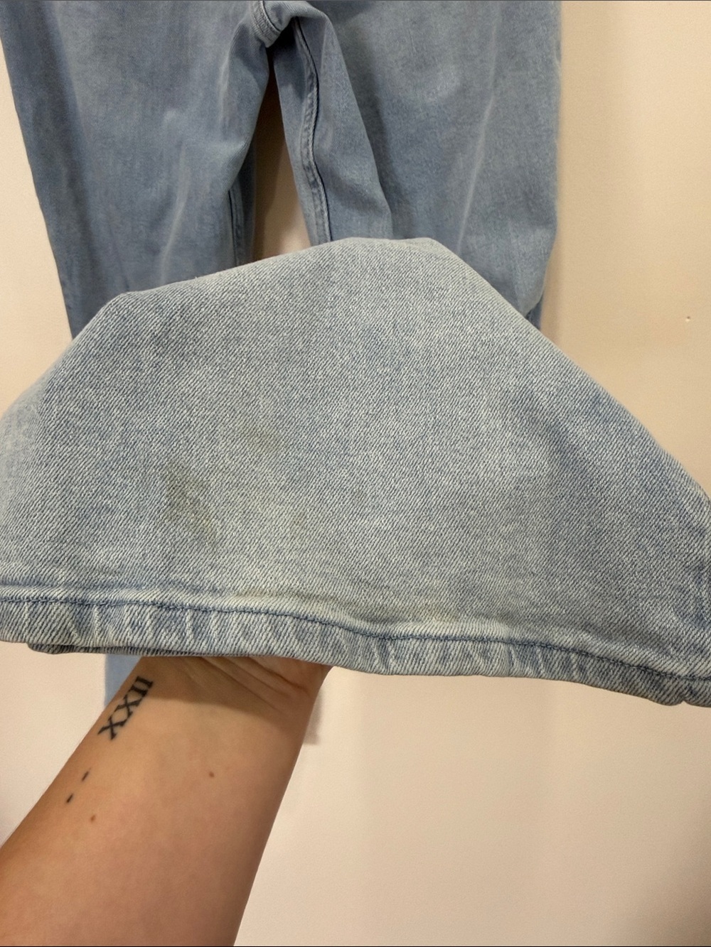 Hollister Light Blue High Rise Flare Jeans with Knee Rips - Long Length - Picture 7 of 9